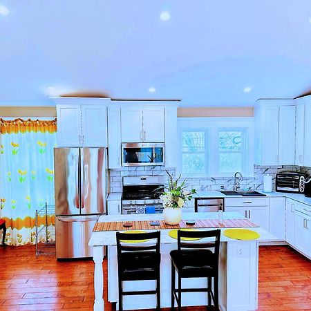 Delightful Dwelling Apartment บัฟฟาโล ภายนอก รูปภาพ