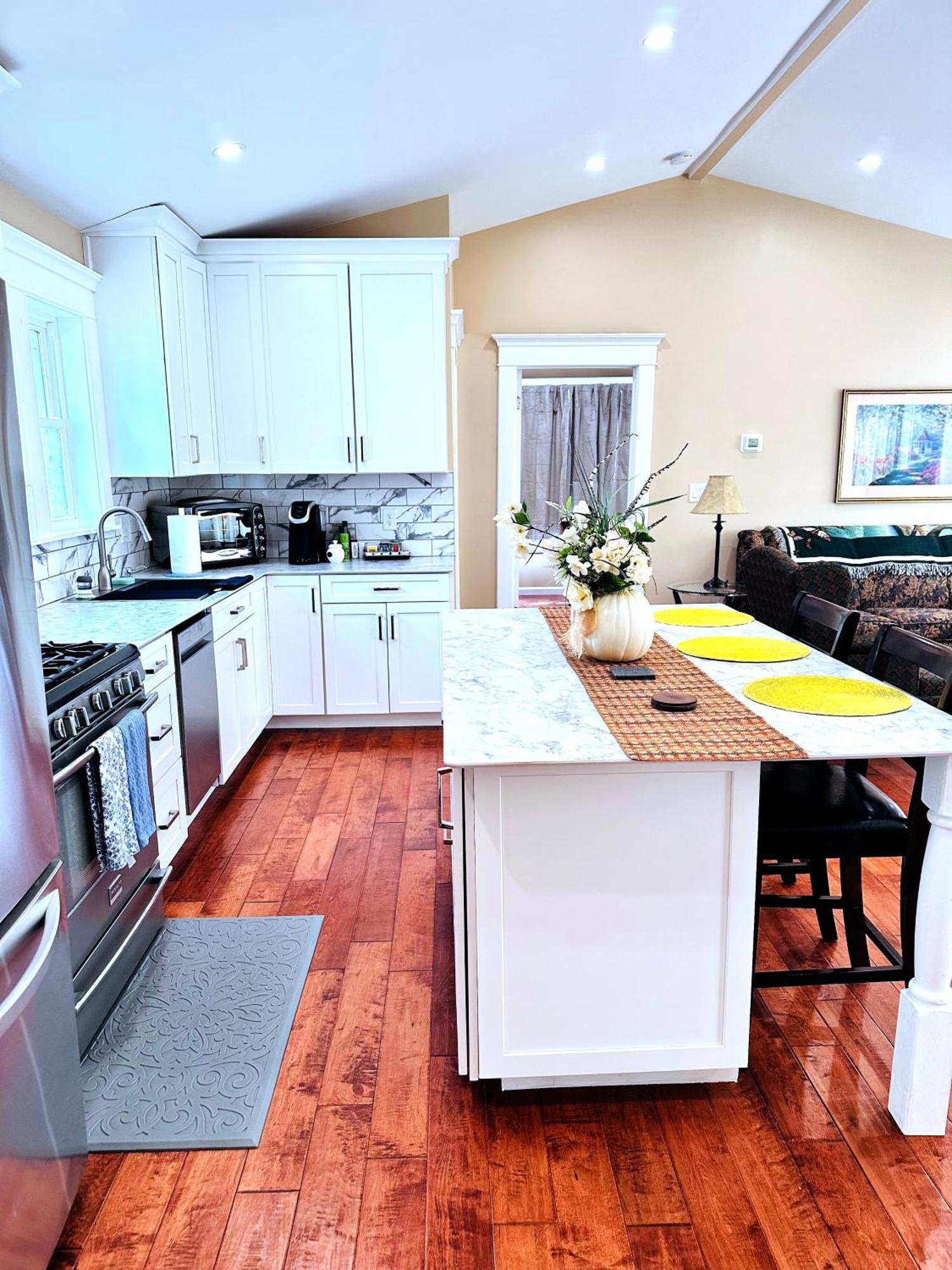 Delightful Dwelling Apartment บัฟฟาโล ภายนอก รูปภาพ